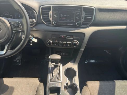 Used 2019 Kia Sportage LX image 20
