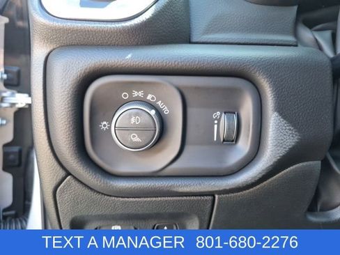 New 2026 RAM 1500 4x4 Crew Cab image 21
