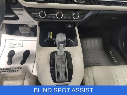 Used 2023 Honda HR-V EX-L image 17