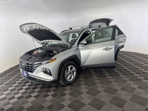 Used 2022 Hyundai Tucson SEL FWD image 12