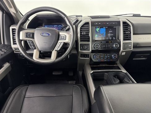 Used 2019 Ford F350 Lariat w/ Chrome Package image 14