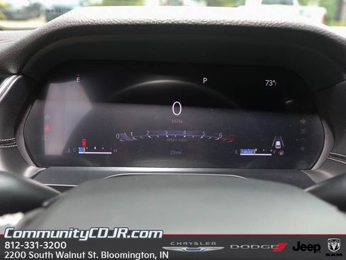 New 2025 Jeep Grand Cherokee Limited image 12