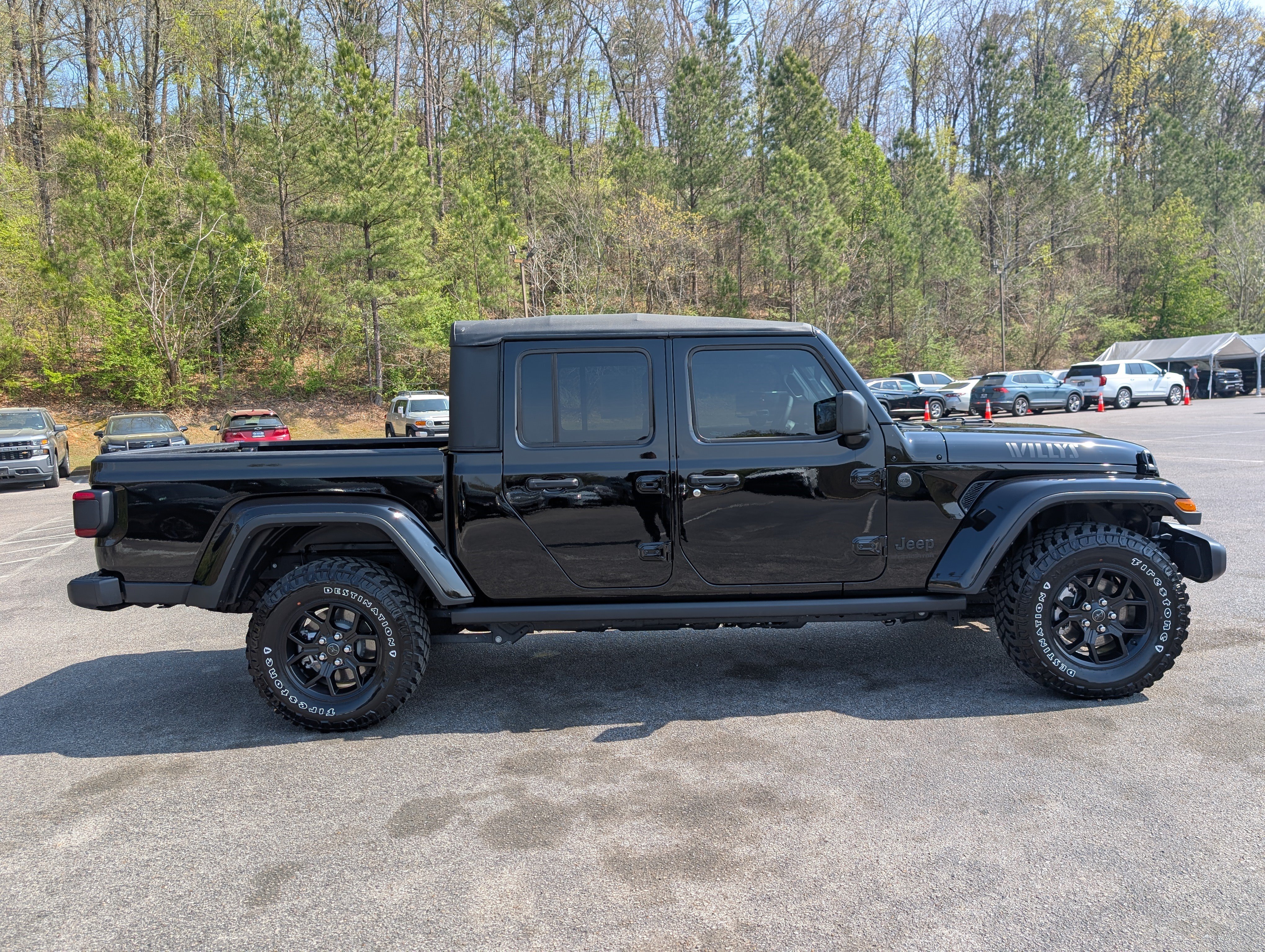 Used 2025 Jeep Gladiator Sport AWD/4WD image 10