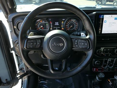 Used 2024 Jeep Wrangler Unlimited Rubicon 392 image 17
