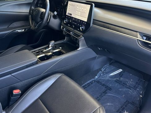 Used 2024 Lexus RX 350 Premium w/ Accessory Package (Z1) FWD image 34