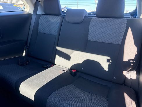 Used 2016 Toyota Yaris LE image 16