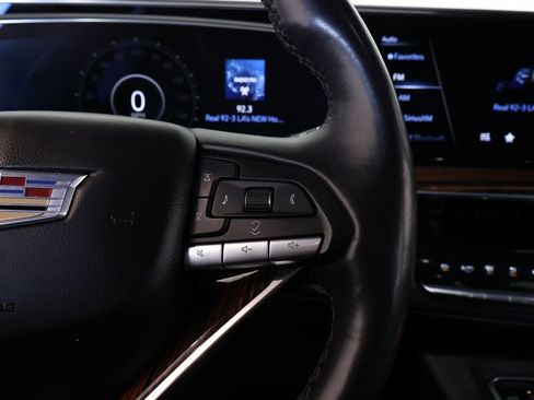 Used 2022 Cadillac Escalade ESV Premium Luxury w/ Performance Package AWD/4WD image 29