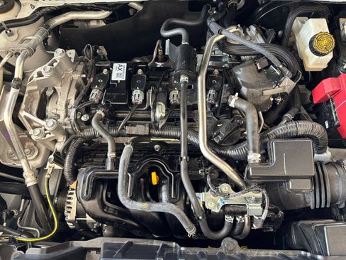 Used 2026 Nissan Kicks SV w/ Cold Weather Package FWD image 30