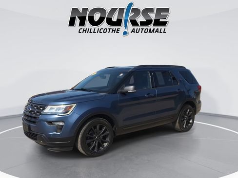 Used 2018 Ford Explorer XLT w/ Equipment Group 202A AWD/4WD image 4