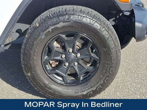 Used 2021 Jeep Gladiator Sport AWD/4WD image 30