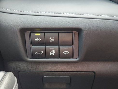 Used 2021 Toyota Highlander Platinum image 24