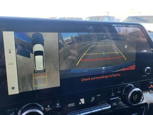 New 2026 Toyota Highlander Platinum image 27