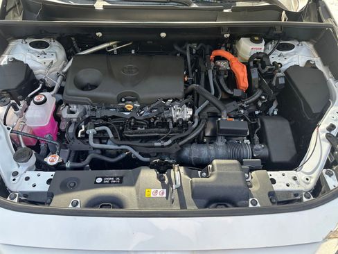 Used 2025 Toyota RAV4 LE image 25