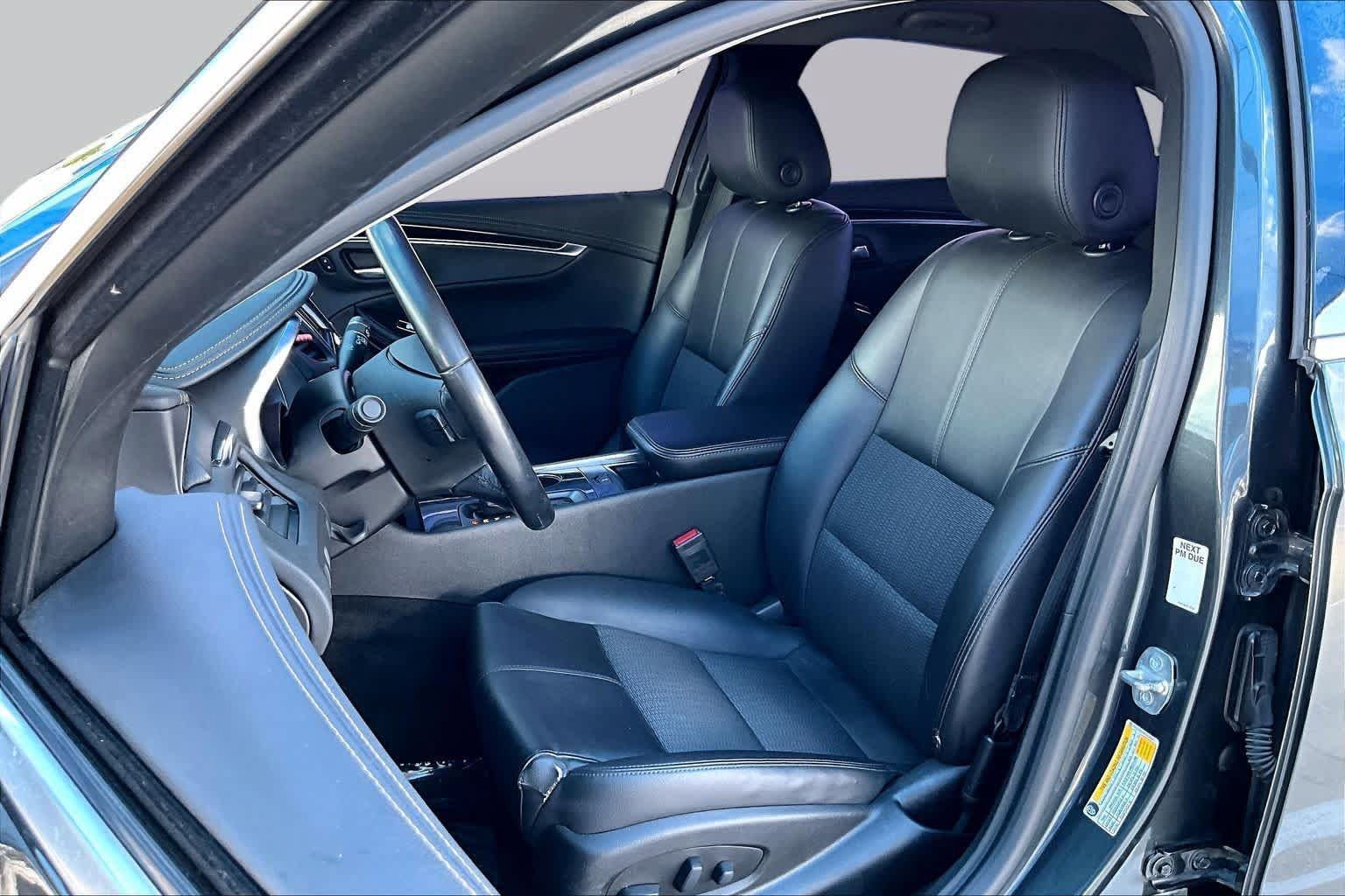 Used 2019 Chevrolet Impala LT FWD image 7