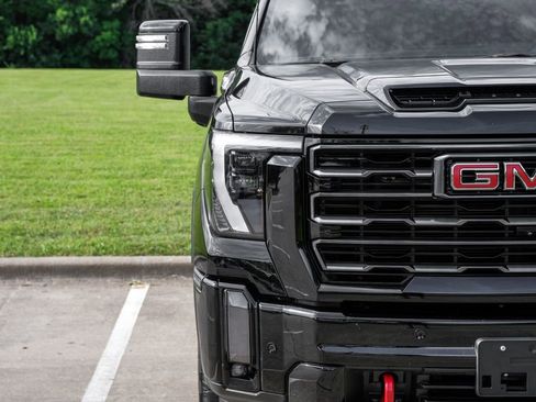 Used 2024 GMC Sierra 2500 AT4 w/ AT4 Premium Plus Package AWD/4WD image 55