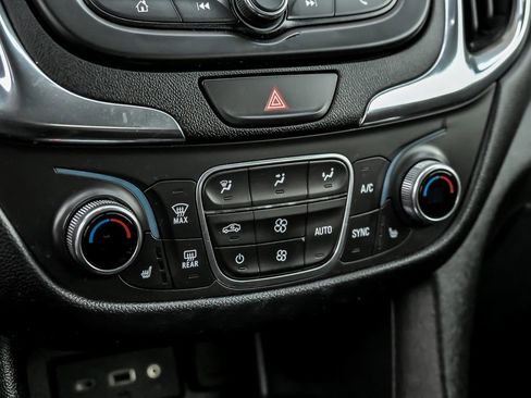 Used 2019 Chevrolet Equinox LT AWD/4WD image 27