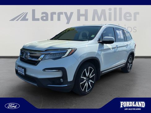 Used 2019 Honda Pilot Elite image 1