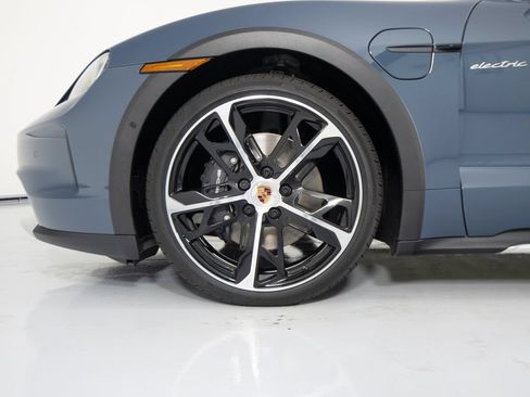 New 2026 Porsche Taycan 4 Cross Turismo AWD/4WD image 14