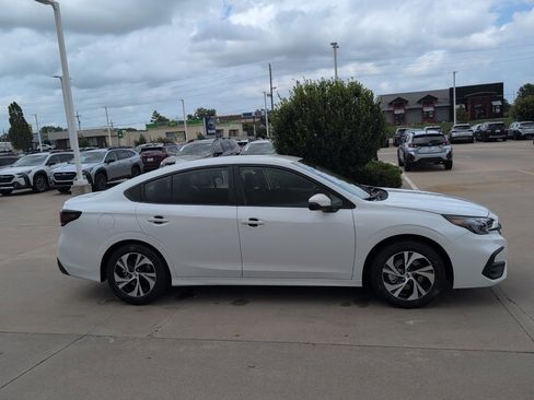 Used 2025 Subaru Legacy Premium w/ Popular Package #1A image 6