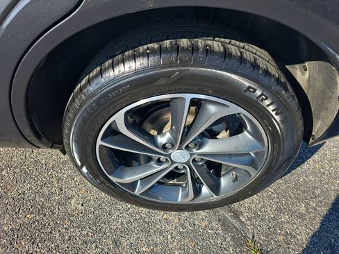Used 2020 Buick Encore GX Essence FWD image 11