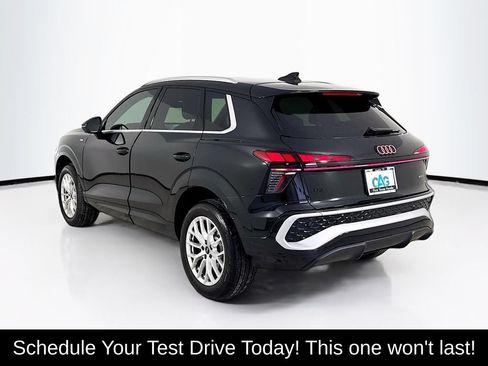 Used 2026 Audi Q3 quattro 2.0T AWD/4WD image 5