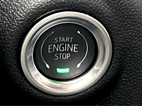 Used 2024 Chevrolet Silverado 1500 Custom AWD/4WD image 9
