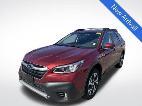 Used 2020 Subaru Outback Limited w/ Popular Package #2 image 3