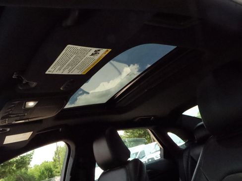 Used 2020 Lincoln MKZ Reserve FWD image 24