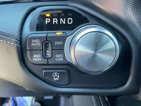 Used 2025 RAM 1500 Limited AWD/4WD image 20