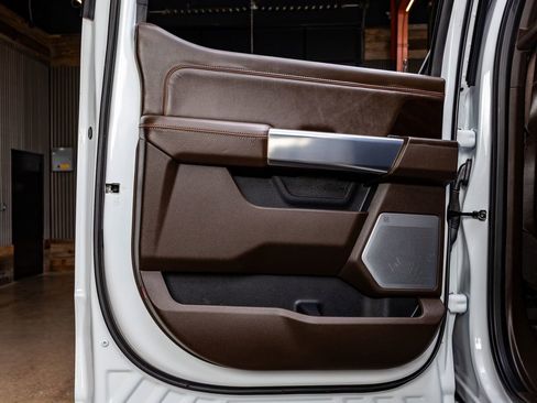 Used 2024 Ford F250 King Ranch w/ Chrome Package image 37