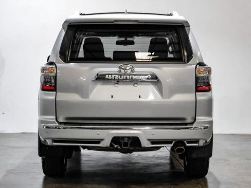 Used 2019 Toyota 4Runner Limited AWD/4WD image 12
