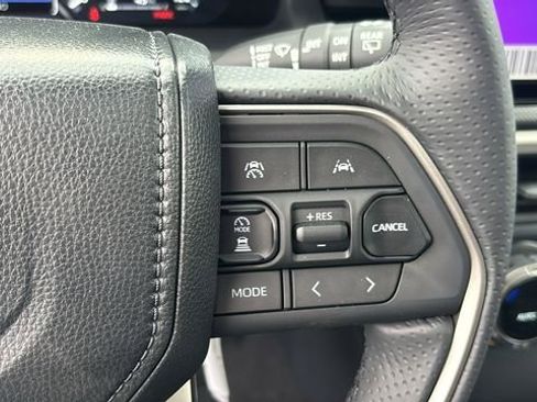 New 2026 Toyota 4Runner Limited AWD/4WD image 19