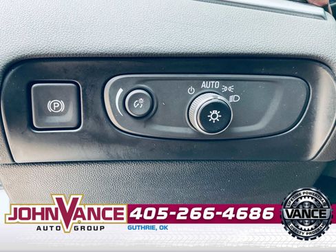 Used 2018 Buick Enclave Avenir w/ Avenir Technology Package image 27