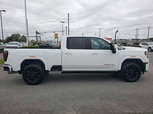 Certified 2024 GMC Sierra 2500 AT4 w/ AT4 Premium Plus Package image 7