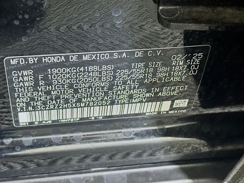 Used 2025 Honda HR-V Sport image 12