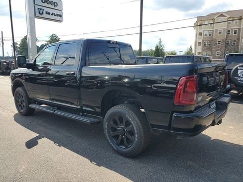 New 2025 RAM 2500 Big Horn image 4