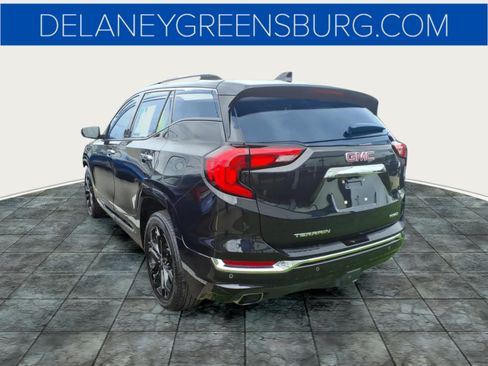 Used 2020 GMC Terrain Denali w/ Denali Premium Package AWD/4WD image 4
