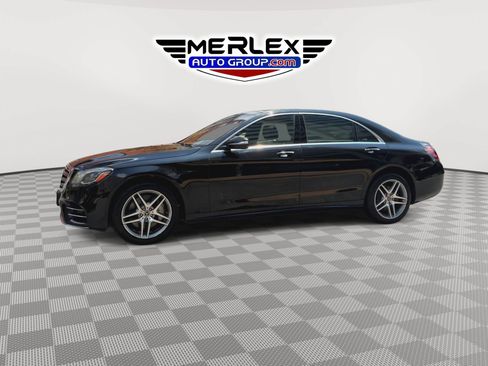 Used 2019 Mercedes-Benz S 560 4MATIC Sedan w/ AMG Line Exterior image 4