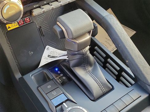 Certified 2025 Toyota Tacoma SR5 image 30