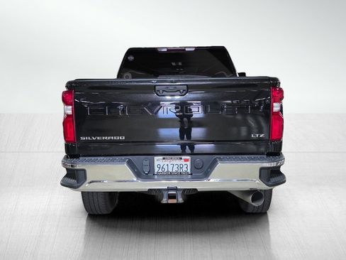 Used 2023 Chevrolet Silverado 2500 LTZ w/ Z71 Off-Road Package AWD/4WD image 6