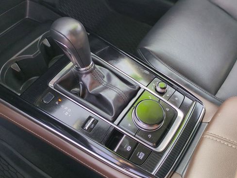 Used 2021 MAZDA CX-30 FWD 2.5 S w/ Premium Package image 19