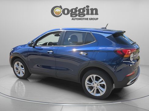 Used 2023 Buick Encore GX Preferred w/ Cold Weather Comfort Package FWD image 3