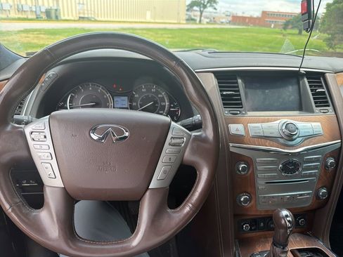 Used 2016 INFINITI QX80 Limited w/ All Season Package AWD/4WD image 8