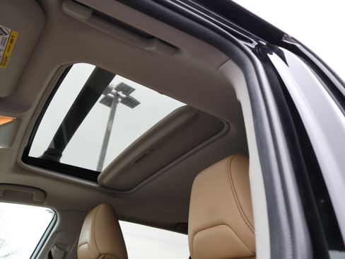 Used 2020 Toyota RAV4 Limited image 41