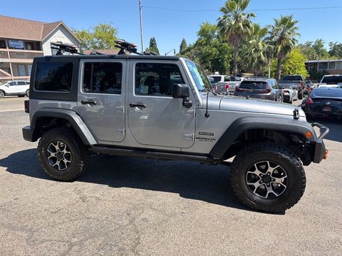 Used 2016 Jeep Wrangler Unlimited Sport w/ Quick Order Package 24S AWD/4WD image 6