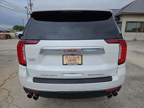 Used 2022 GMC Yukon Denali image 6