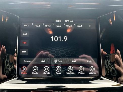 Used 2023 Dodge Durango GT image 22