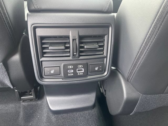 New 2026 Subaru Outback Limited AWD/4WD image 12