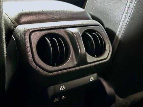 Used 2022 Jeep Wrangler Unlimited Sahara w/ Cold Weather Group image 26