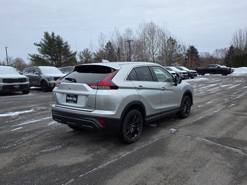 Used 2023 Mitsubishi Eclipse Cross LE image 8